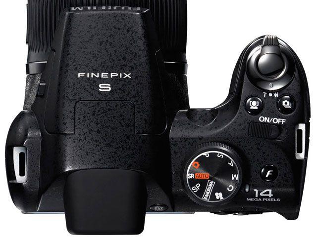Câmera Digital Fujifilm Finepix S4000 14MP LCD 3” - Zoom Óptico